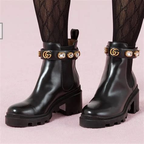 gucci amulet boots